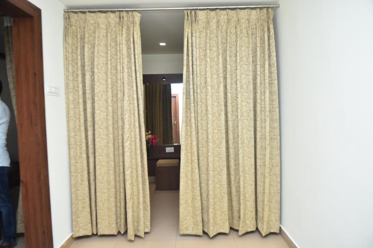 Апартаменты M R Residency Dharwad. Экстерьер фото