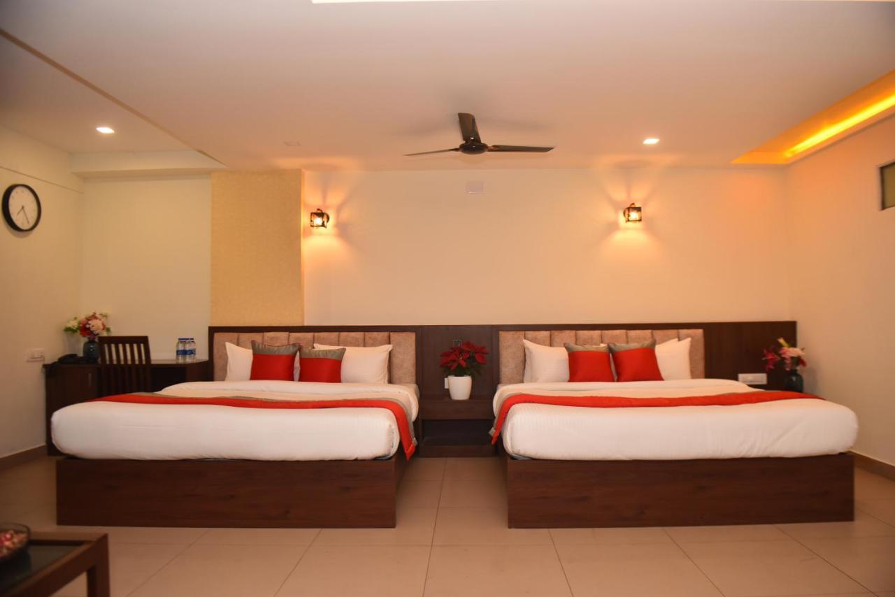 Апартаменты M R Residency Dharwad. Экстерьер фото