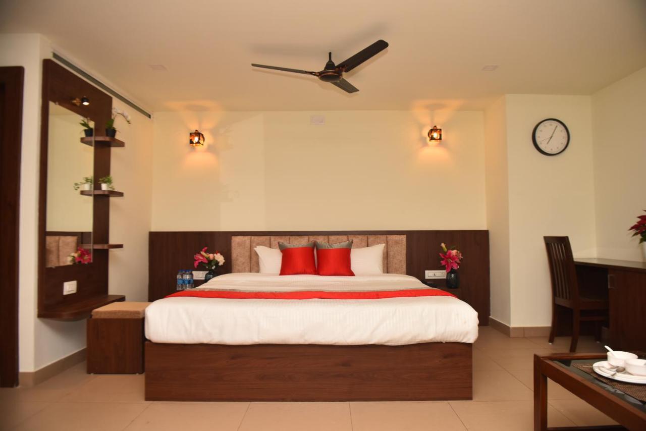 Апартаменты M R Residency Dharwad. Экстерьер фото