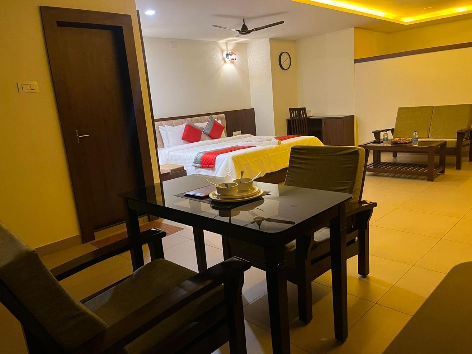 Апартаменты M R Residency Dharwad. Экстерьер фото